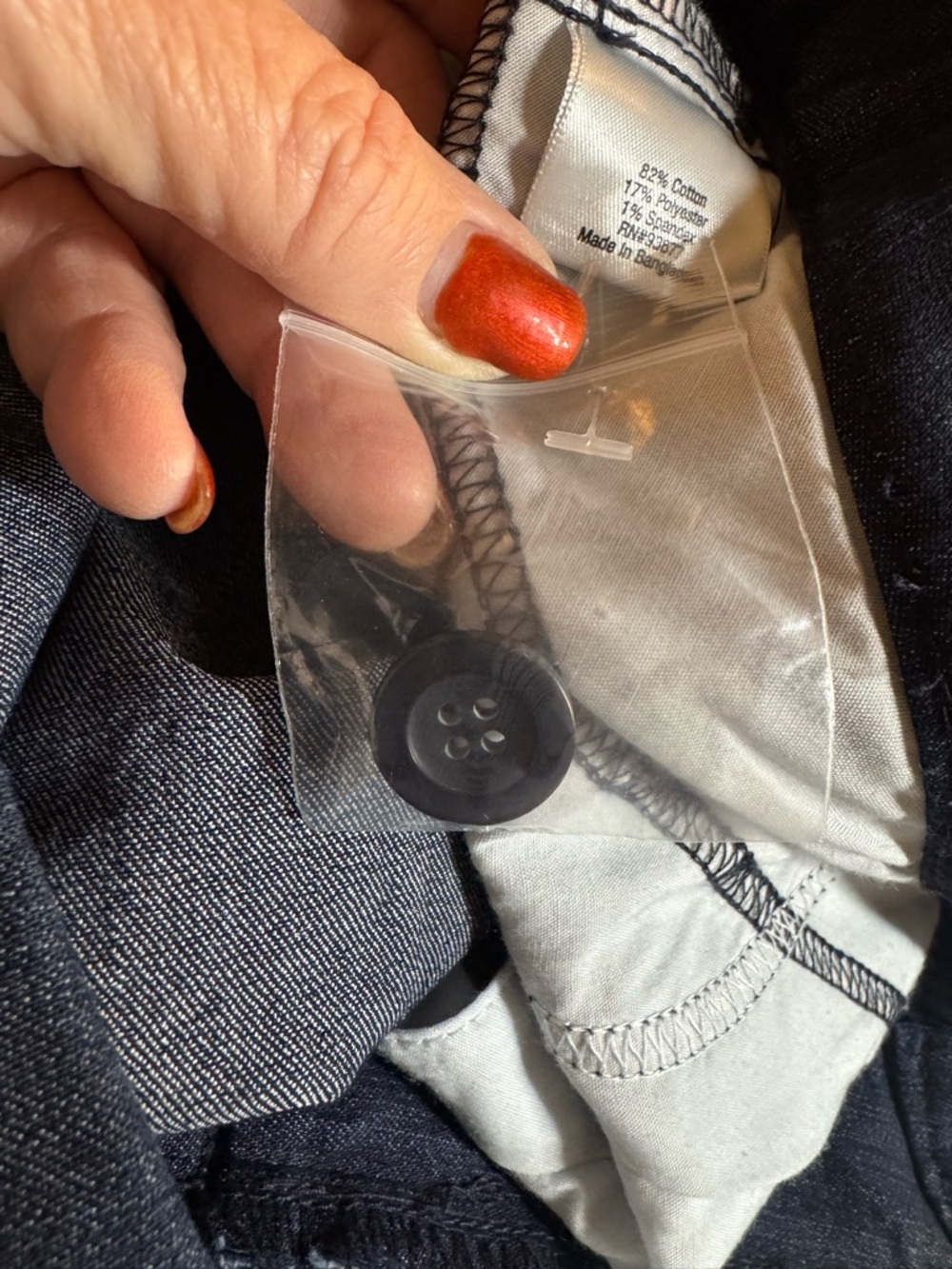 NWT *SECRETLY SLENDER* 2 Way Stretch Bermuda Shorts 20W #10 - Picture 6 of 11